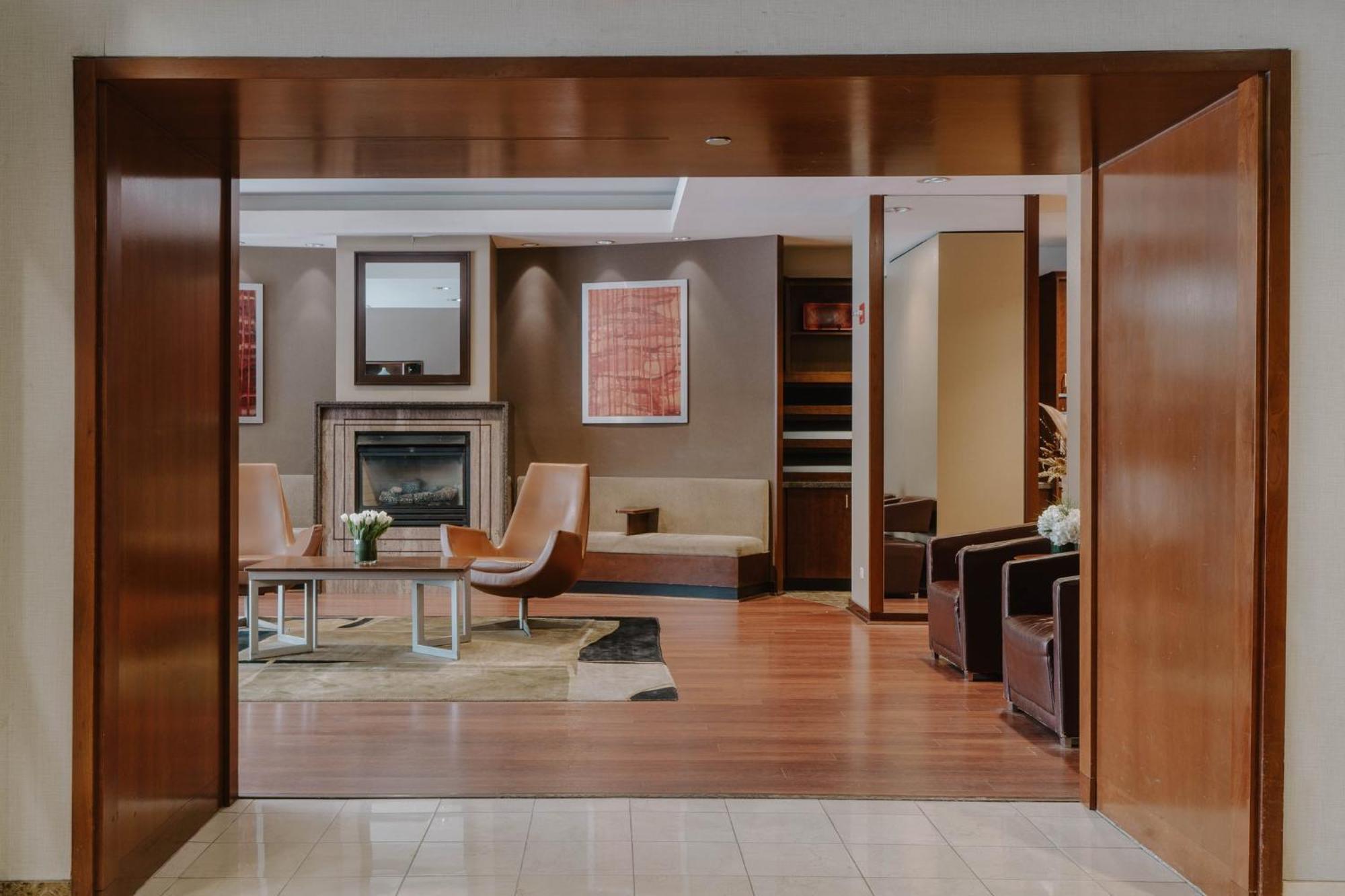 Central Loop Hotel Чикаго Экстерьер фото
