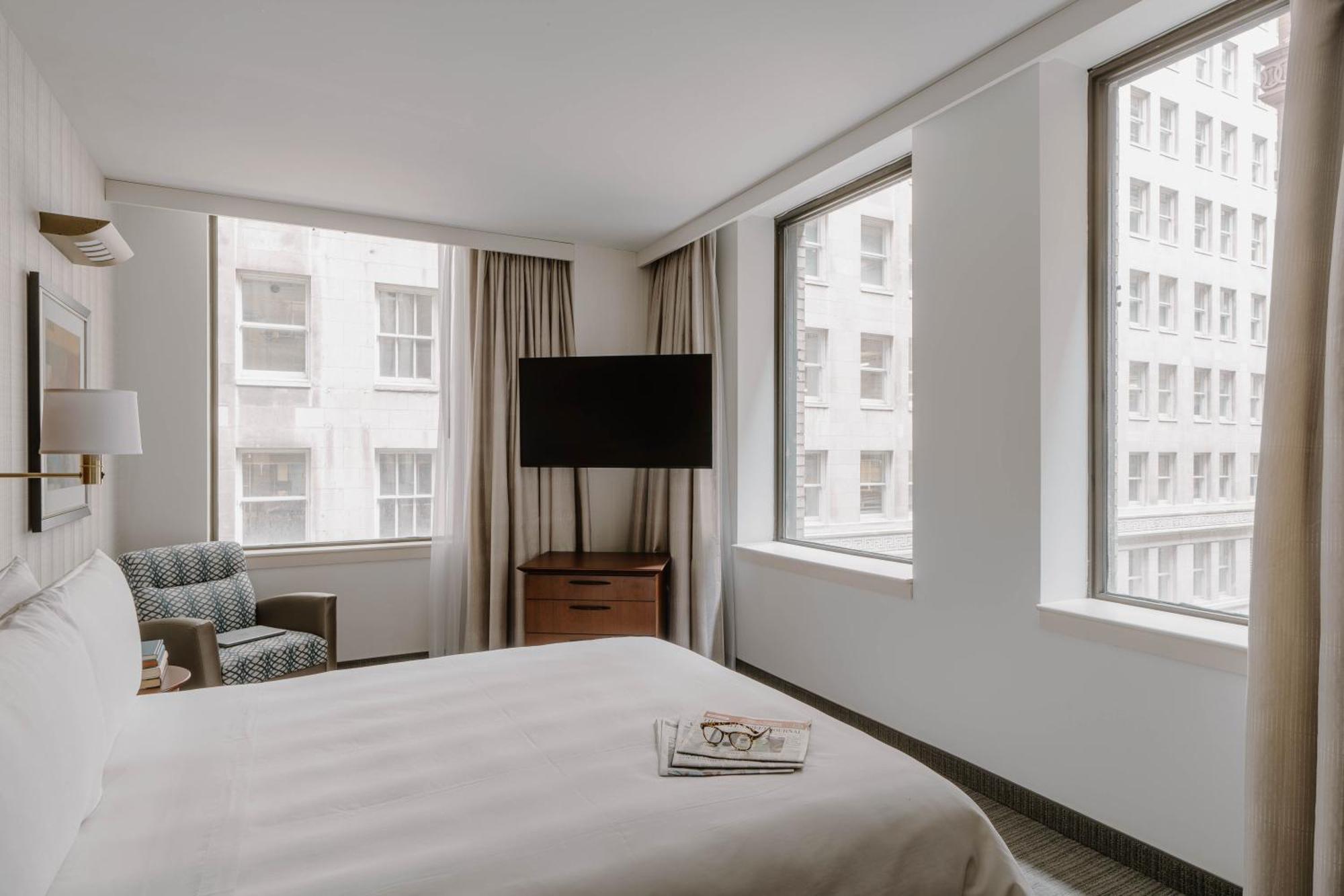 Central Loop Hotel Чикаго Экстерьер фото
